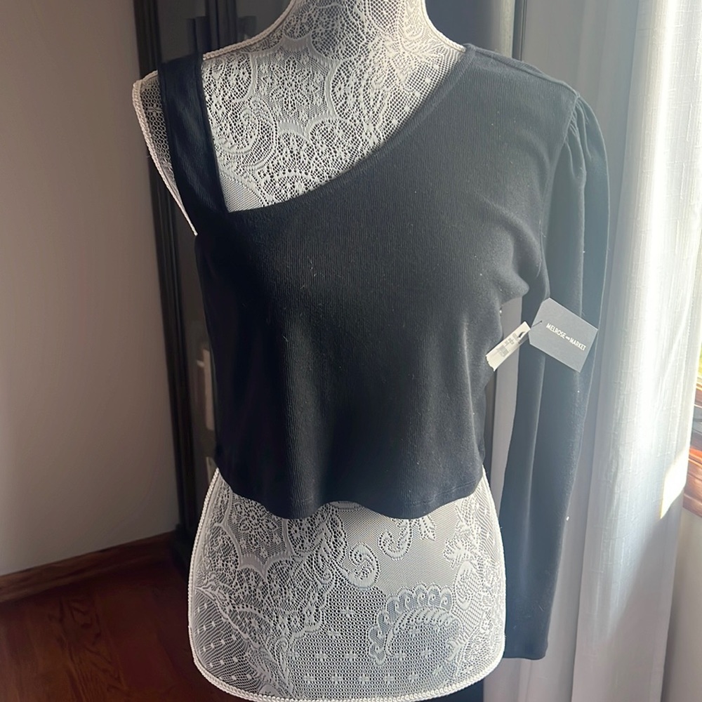 Black one sleeve cotton shirt